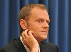 Notowania rządu lecą w dół