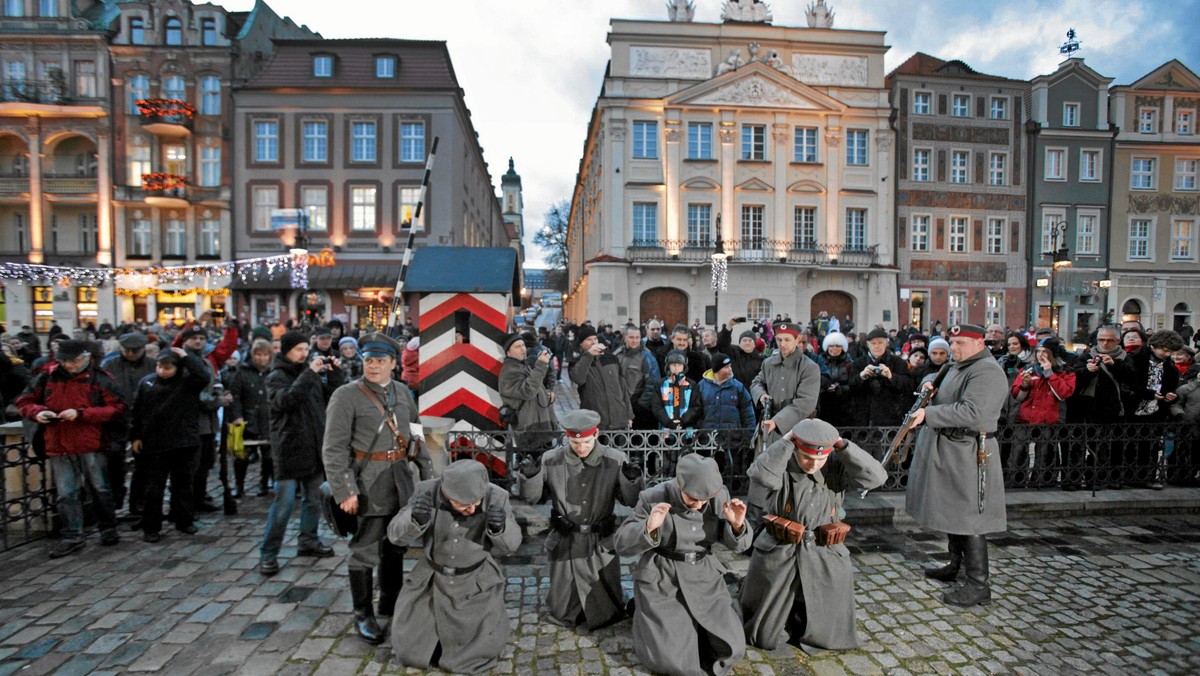 Inscenizacja przyjazdu Ignacego Jana Paderewskiego na dworzec kolejowy w Poznaniu rozpoczęła obchody 95. rocznicy wybuchu powstania wielkopolskiego. W 1918 r. przyjazd Paderewskiego do Poznania zapoczątkował jedyny na ziemiach polskich zryw niepodległościowy zakończony zwycięstwem.