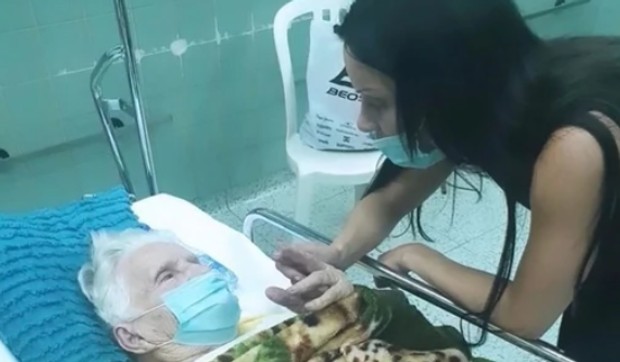 Jelena Vučković sa bakom