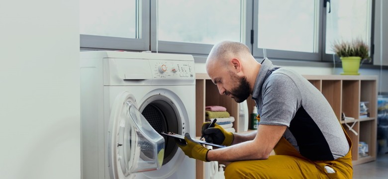 Naprawiamy czy kupujemy? BADANIE pokazało, jak Polacy traktują zepsute sprzęty