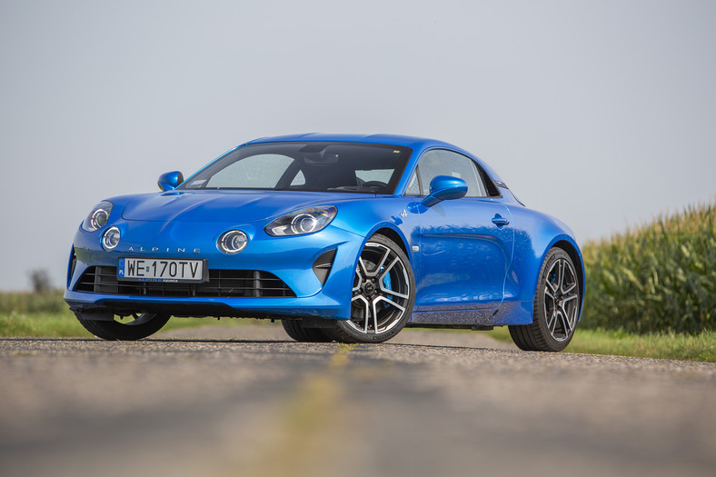 Alpine A110 - ma styl, superosiągi i... historię