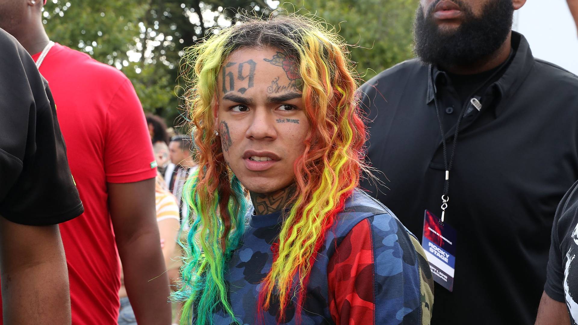 Rapper 6ix9ine zu zwei Jahren Gefängnis verurteilt