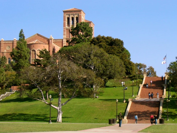 6. University of California - Los Angeles - 8424 studentów