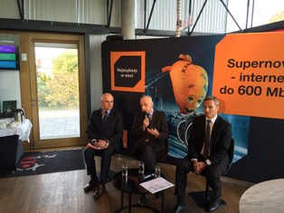 Orange chce wprowadzić Polaków w nową erę internetu. Ale tylko wybranych