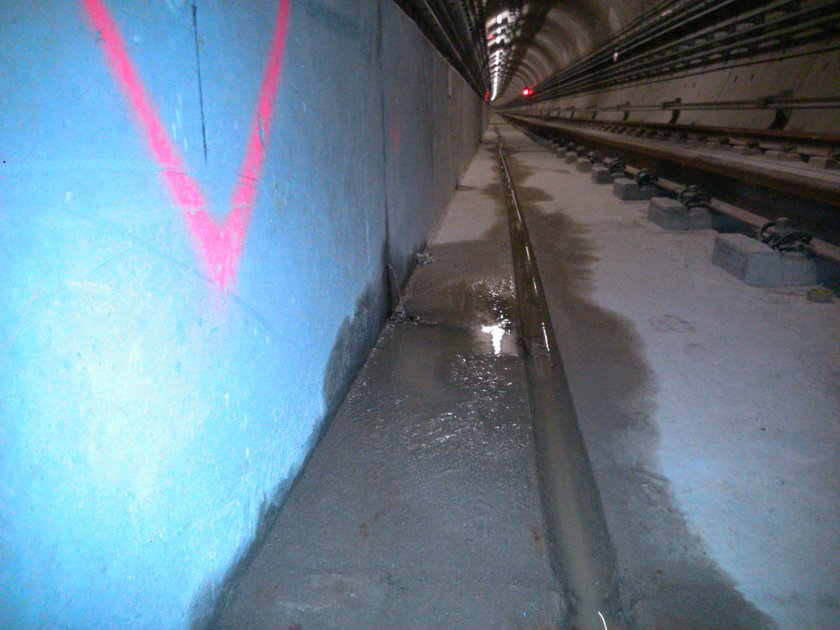 Przeciekający tunel