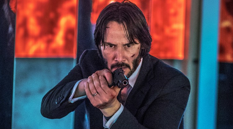 Keanu Reeves John Wick szerepében.