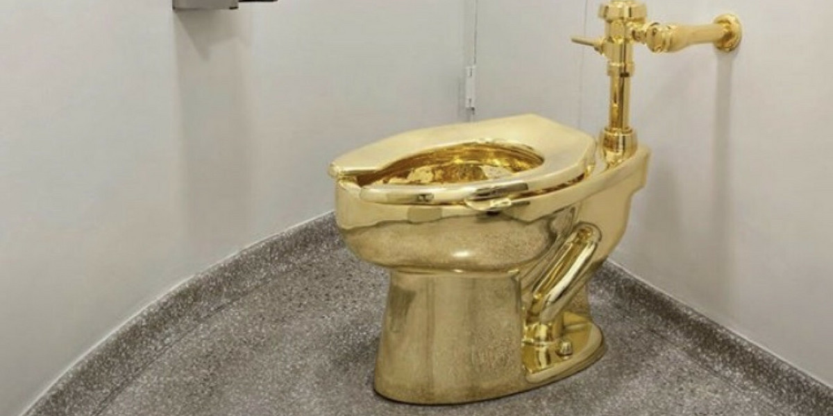 Złota toaleta została skradziona z Pałacu Blenheim