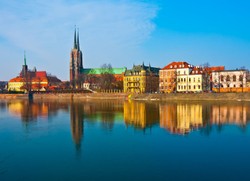 Wrocław przed Warszawą. Jest lepszy o dwie długości