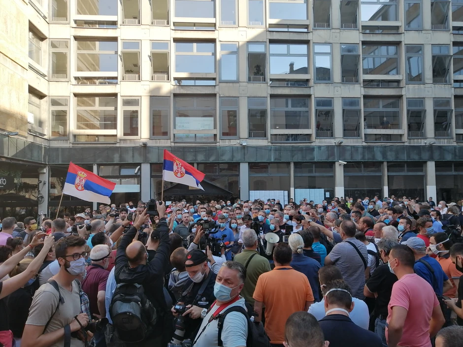 Plato, protest kod Filozofskog