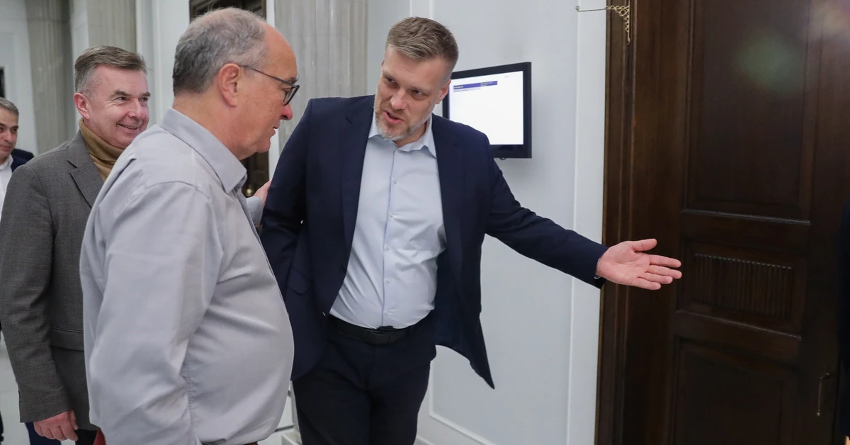 Takie gesty to już przeszłość. Odpływ wyborców Nowej Lewicy do Partii Razem