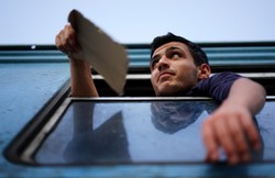 Polskie firmy już płacą wysokie kary przez uchodźców. Ponad 10 tys. złotych za jednego imigranta