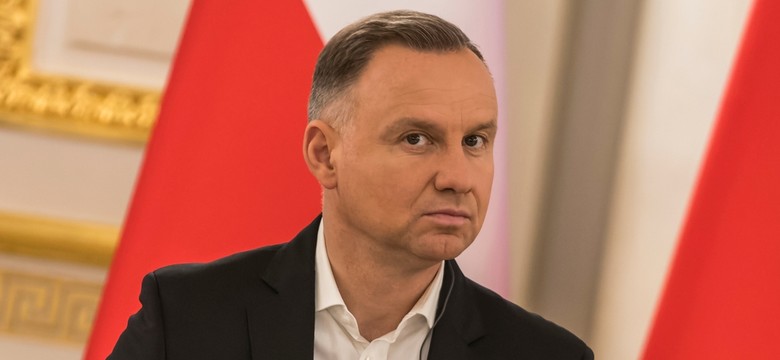 Prawica oburzona po decyzji Andrzeja Dudy.  "To kpina i policzek dla Polaków"