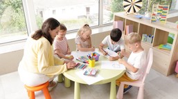 nauczyciele będą mieli niższe pensum? chodzi o warunki rozwoju i bezpieczeństwo