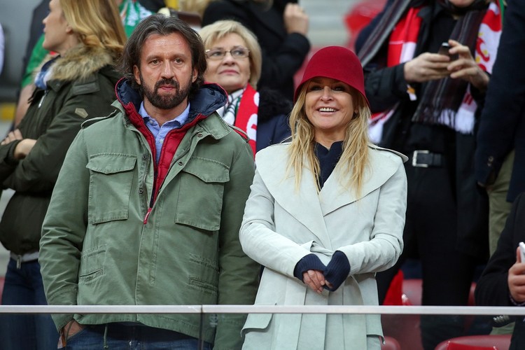 Monika Olejnik, czyli pierwszy kibic RP. Dziennikarka wierną fanką piłki nożnej