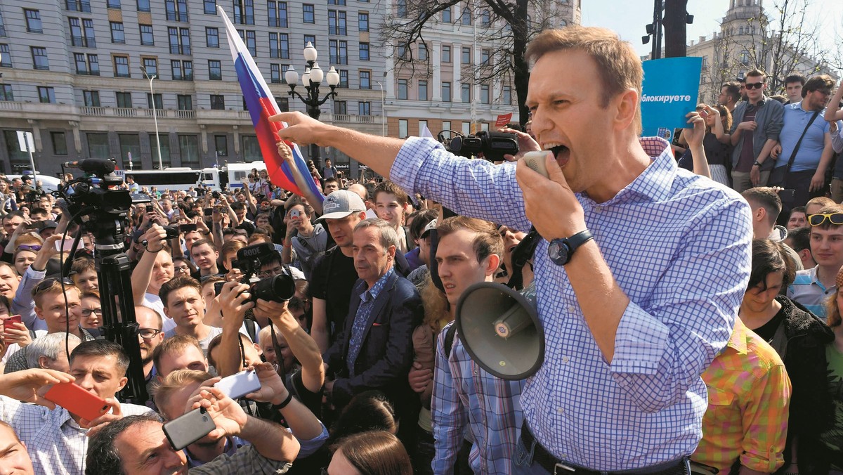 Aleksiej Nawalny, lider rosyjskiej opozycji, na wiecu przeciw inauguracji Władimira Putina na czwartą kadencję prezydencką, Moskwa, 5 maja 2018 r.