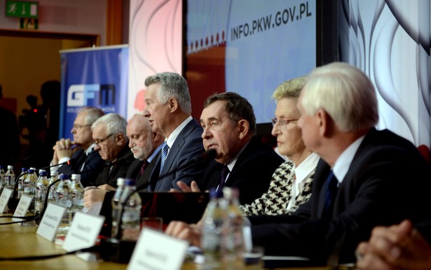 Gorąco na konferencji PKW. "Gwarancji, że wszystko zadziała, nie ma nigdy"