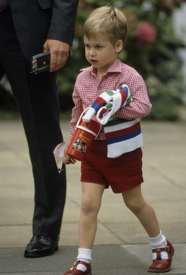 Królewski "pierwszy dzwonek", czyli Windsorowie idą do szkoły: książę William 