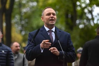 Karol Nawrocki to pierwszy prezydent, który ma dwa etaty. PSL chce jeden odebrać [OPINIA]