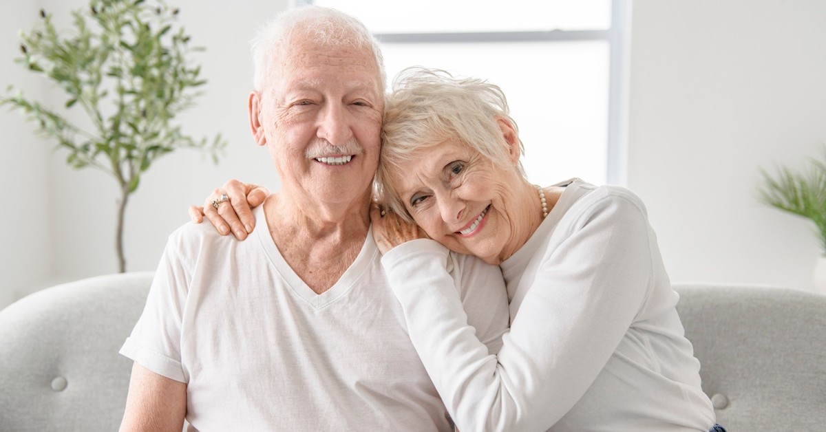 Darmowe świadczenia dla seniorów 2025. Lista usług i przywilejów w całej Polsce