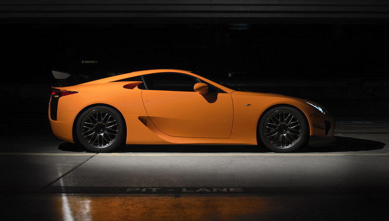 Lexus LFA Nurburgring Package: samochód z piekła rodem