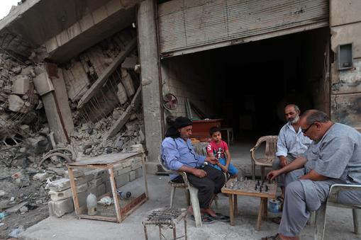 Po siedmiu latach wojny Syria jest zrujnowana bardziej niż Polska po II wojnie światowej. Fot. Omar Haj Kadour/AFP/East News