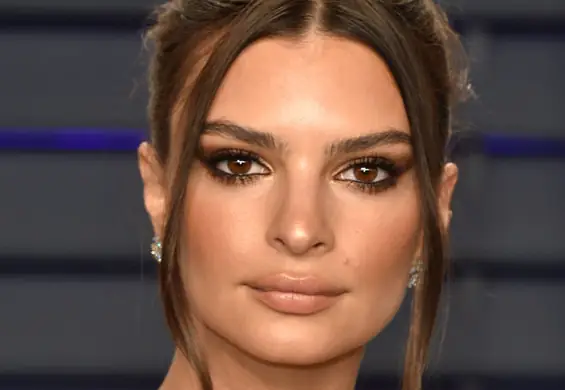 Emily Ratajkowski walczy o prawa kobiet do aborcji. Umieściła nagie zdjęcie w sieci