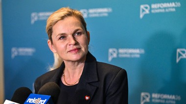 nowacka przekazała dobrą wiadomość dla uczniów. "było źle, już może tak być"