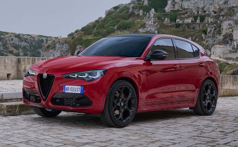 Nowa Alfa Romeo Stelvio Tributo Italiano