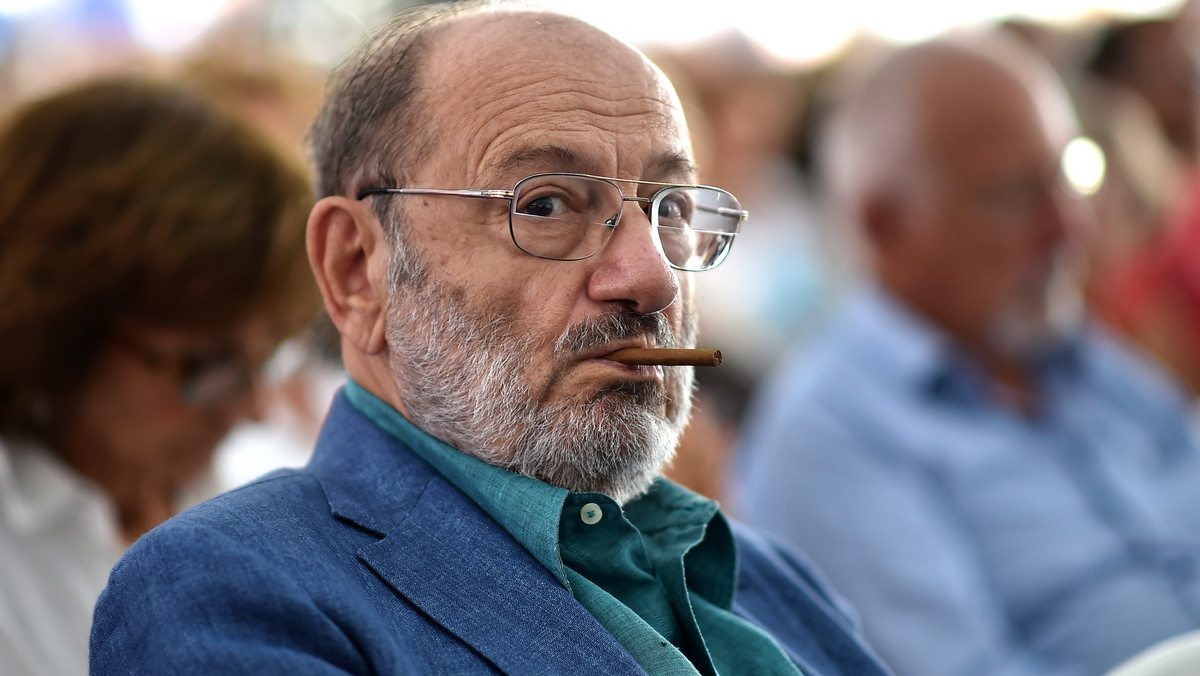 <strong>19 lutego 2016 r. zmarł włoski pisarz i eseista, semiotyk Umberto Eco. Autor "Imienia róży" – wiele razy wymieniany jako kandydat do Literackiej Nagrody Nobla – był również lingwistą, mediewistą, filozofem, bibliofilem i aktywnym uczestnikiem życia społecznego we Włoszech.</strong>