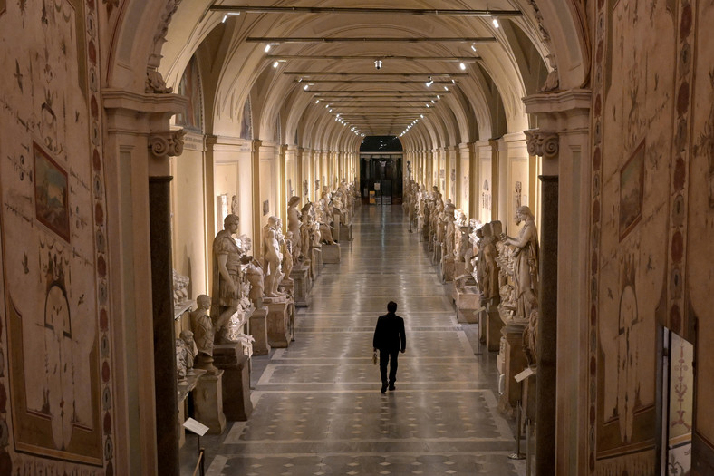 Gianni Crea - klucznik Muzeów Watykańskich