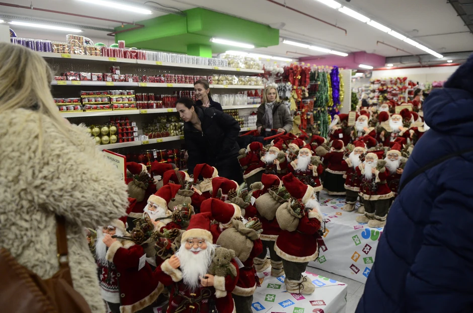 Odeljenje igračaka gde su bile curice