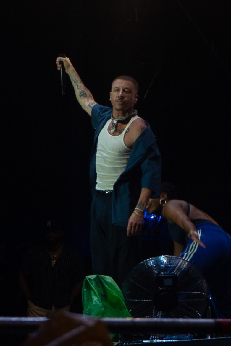 Raper Macklemore na Lovestreame.