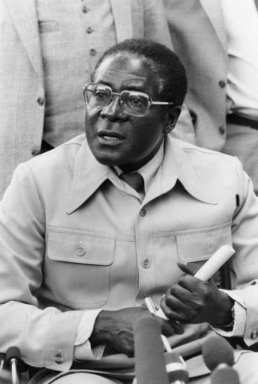 18 kwietnia 1980 roku kraj ogłosił niepodległość jako Republika Zimbabwe, a Mugabe stanął na czele jej pierwszego rządu