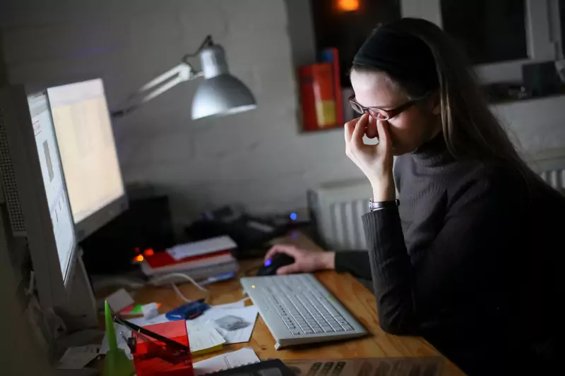 Niebieskie światło wpływa negatywnie na nasz wzrok / Getty Images / TommL