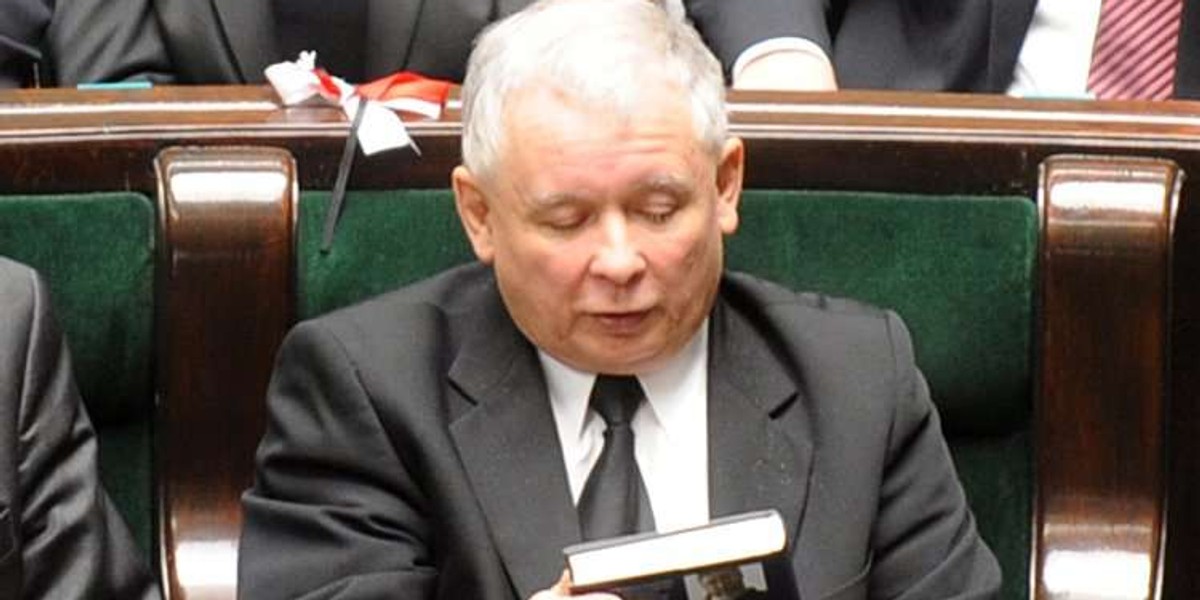 Jarosław dostał książkę