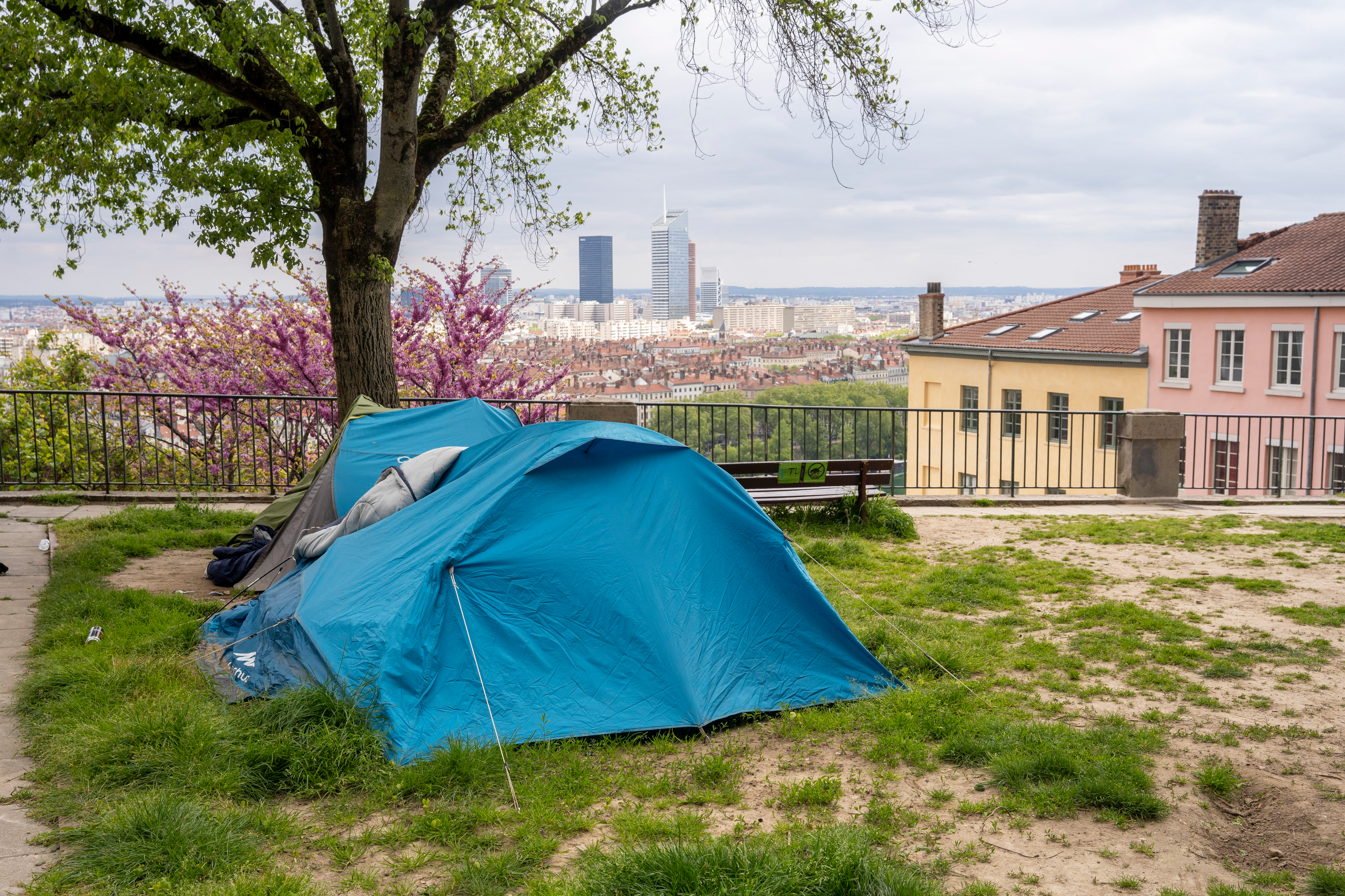Mineurs isolés : l'Assemblée vote l'hébergement contre le gouvernement