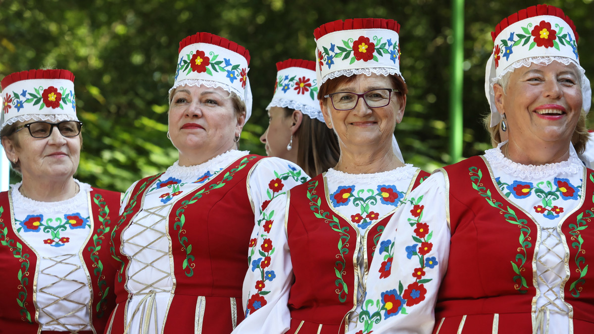 Białoruskie piosenki ludowe i współczesne w wykonaniu dorosłych i dzieci rozbrzmiewały wczoraj po południu w Białymstoku podczas dorocznego Święta Kultury Białoruskiej. To jedna z największych plenerowych imprez w sezonie letnim prezentująca tę twórczość w Podlaskiem.