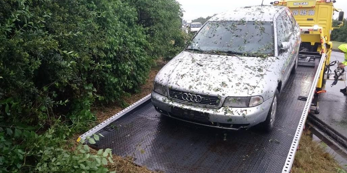 Tir pchał auto pana Bartka przez kilkaset kilometrów