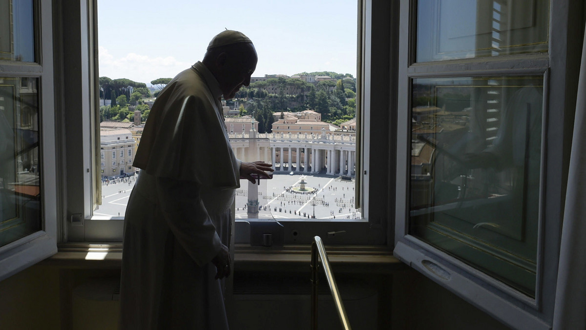 Pandemia jest także wyzwaniem dla misji Kościoła - napisał papież Franciszek w ogłoszonym w niedzielę orędziu na 94. Światowy Dzień Misyjny, który będzie obchodzony 18 października. Podkreślił: "wszyscy pragniemy życia i wyzwolenia od zła".