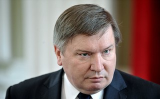 Miller poręczył w sprawie podejrzewanego o korupcję