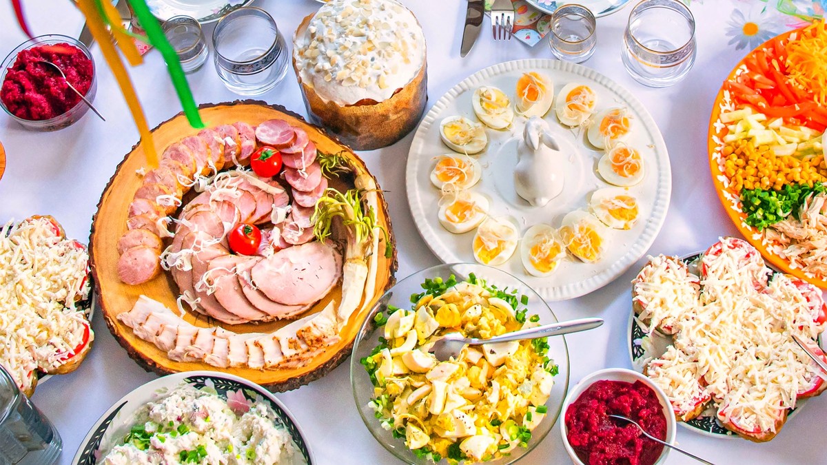 Domaći sprej sprečava mrlje na uskršnjem stolnjaku: Recept za rastvor od tri sastojka