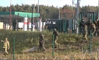 MON: W rejon Kuźnicy przybywa coraz więcej funkcjonariuszy białoruskich służb