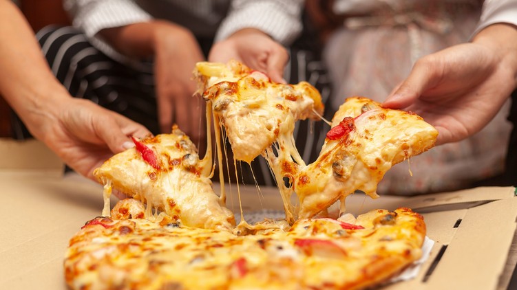magas vérnyomás, sós, pizza, étel