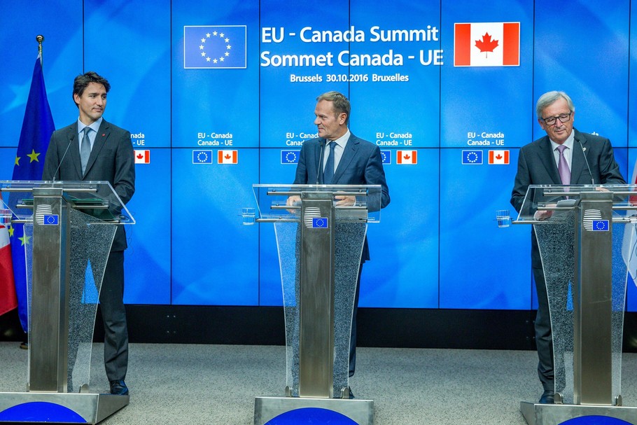 Signature of the Comprehensive Economic and Trade Agreement (CETA) between Europe and Canada