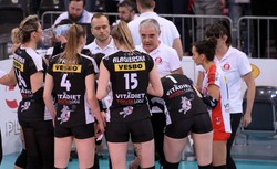 Ekstraklasa siatkarek. Włoch zostaje na ławce trenerskiej ŁKS