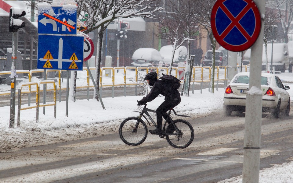 KATOWICE ZIMA ŚNIEG (zima w Katowicach)