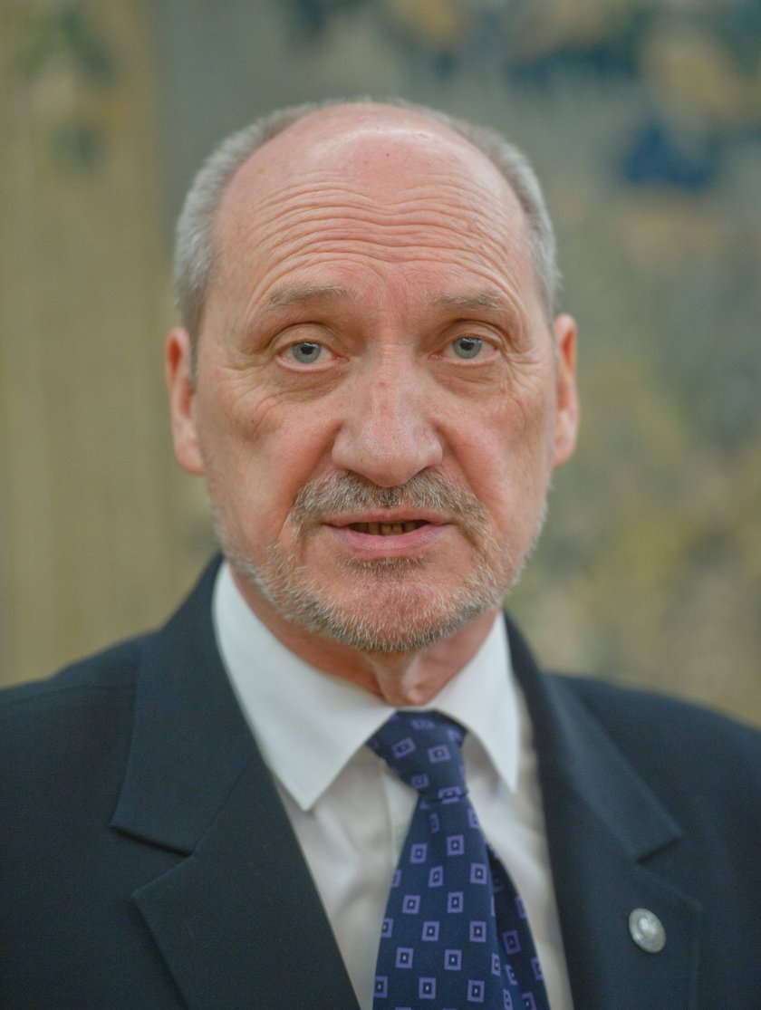 Macierewicz w końcu przemówił. Znowu o WSI!