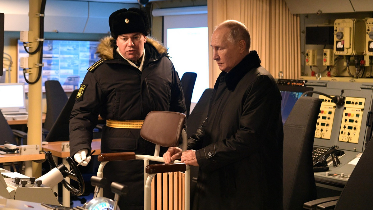 Władimir Putin kpi z Zachodu. Kupuje tam ogromne ilości materiału wybuchowego