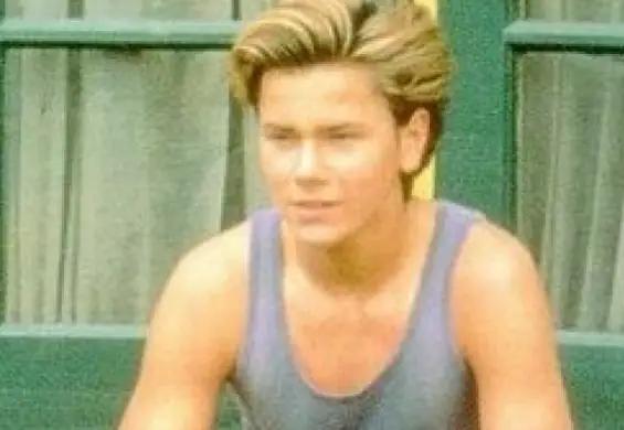 River Phoenix - Albumy fanów