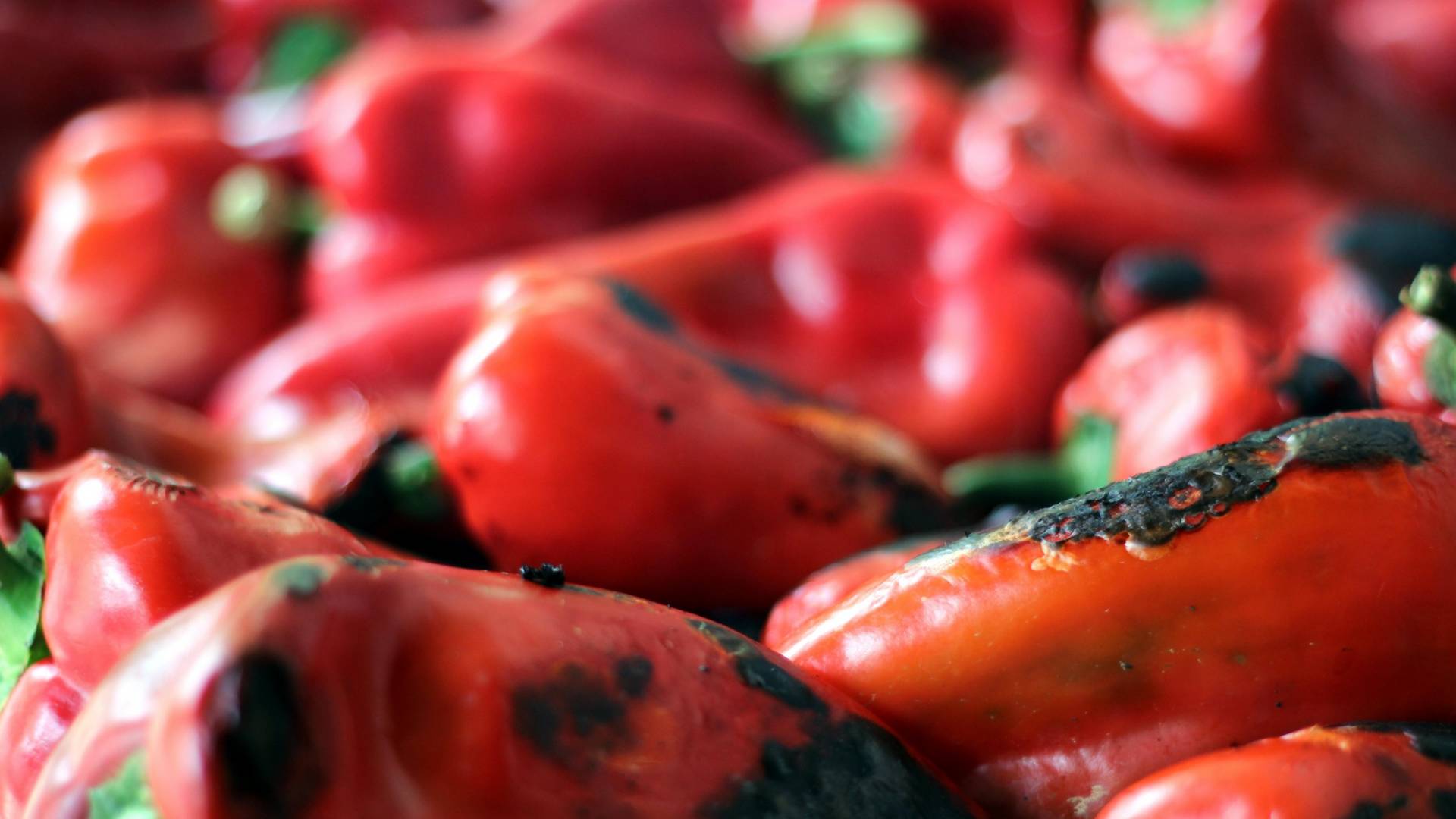 Pečene paprike možete da spremite na čak 4 načina - nećete moći da odlučite kako prvo da ih pravite